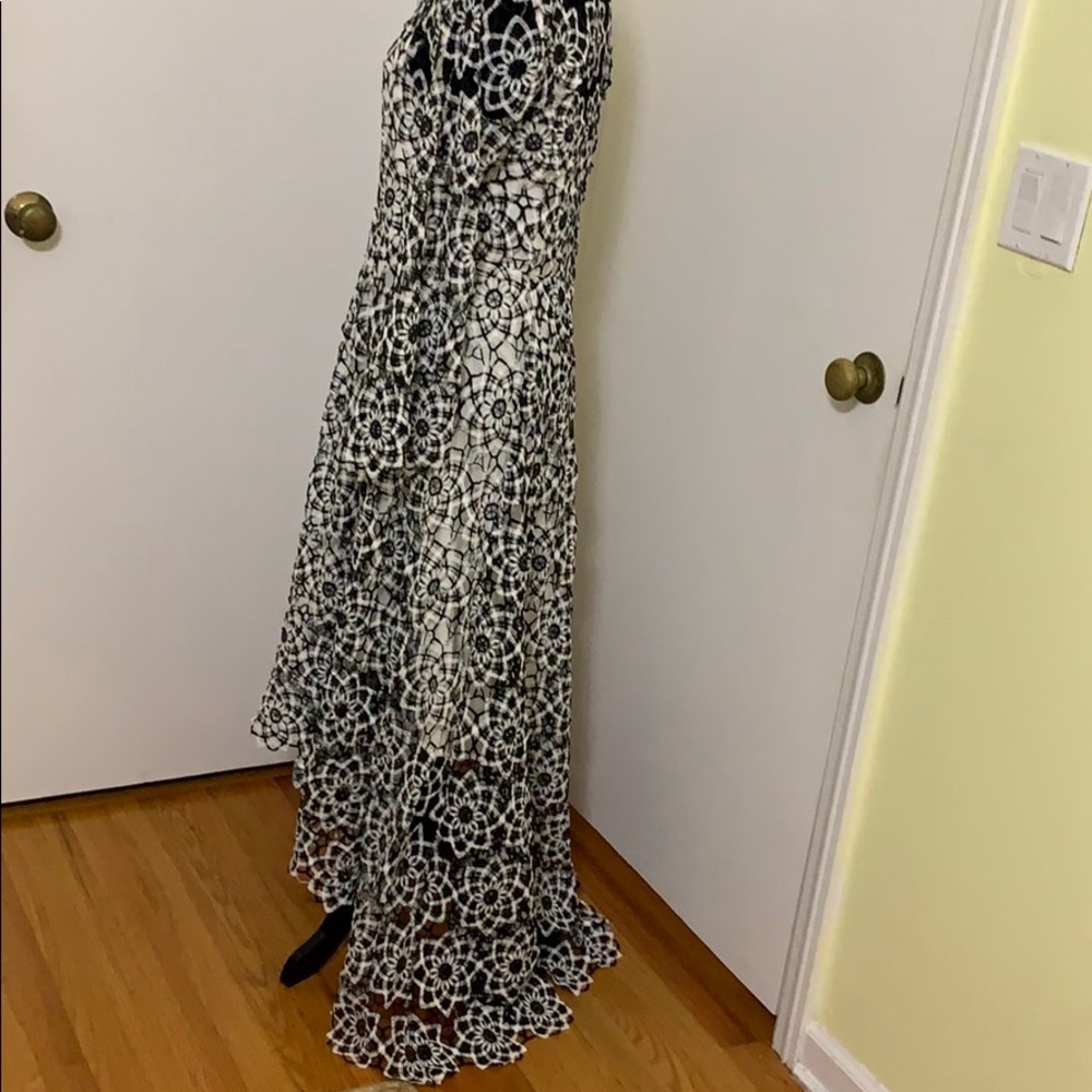Dress - Picture 3 of 4
